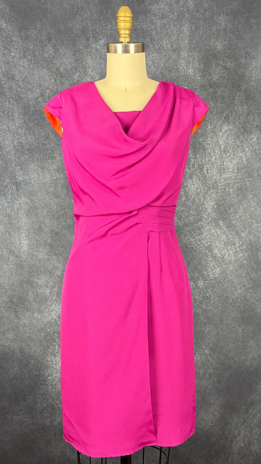 Robe fuchsia col drapé Marc Aurel, taille 34 (xs). Vue de face.