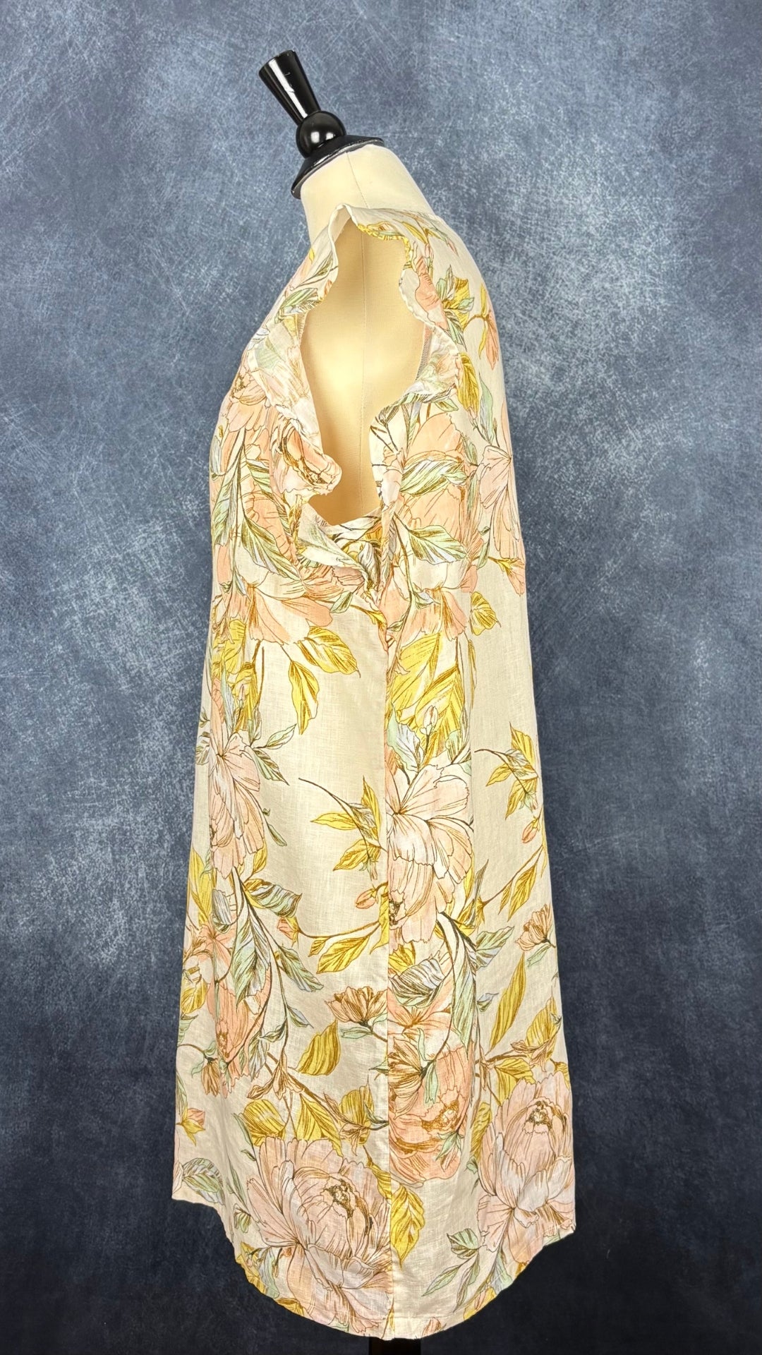 Robe en lin à motifs floraux à manches à petits volants Nicole Miller New York, taille xl. Vue de côté.