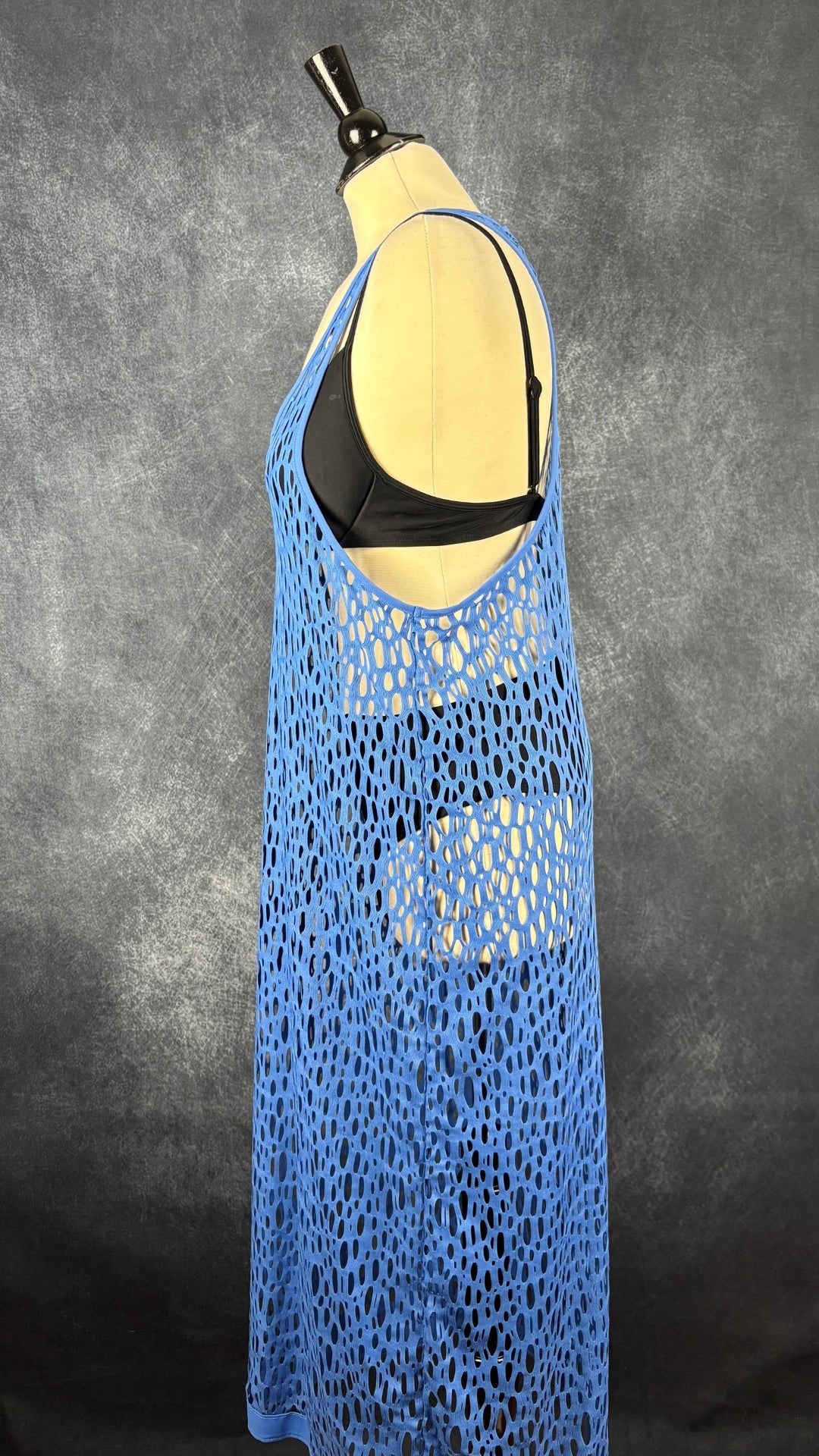 Robe de plage bleue Shan, taille 8. Vue de côté.