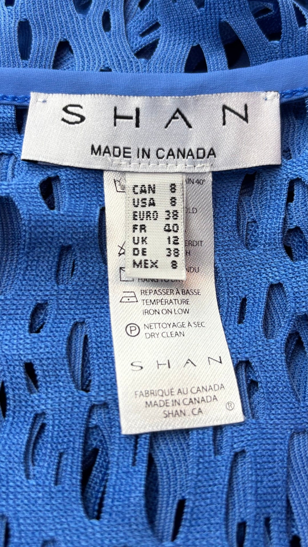 Robe de plage bleue Shan, taille 8. Vue de l'étiquette.
