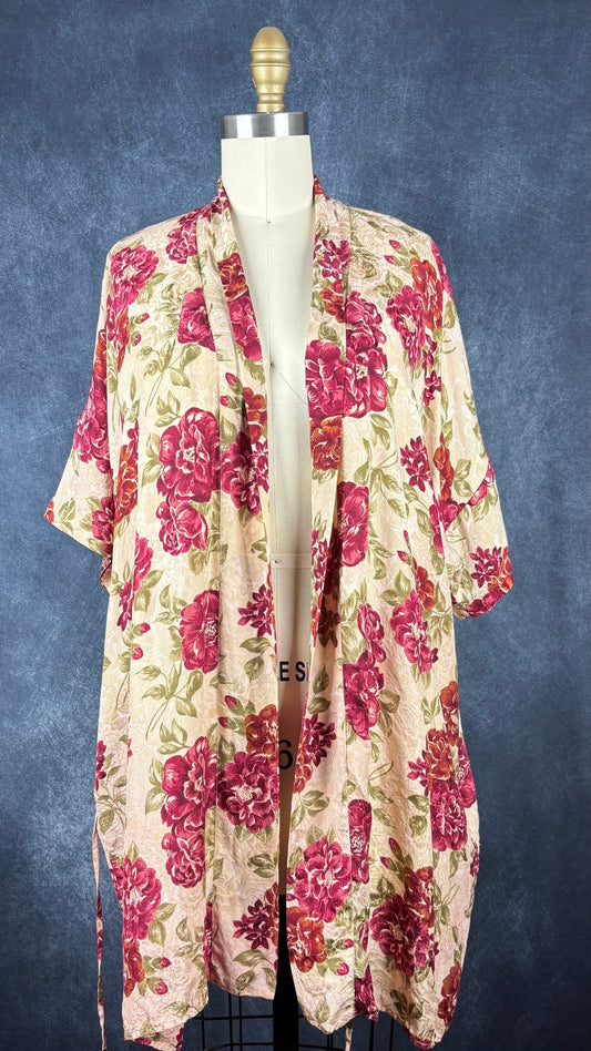Veste peignoir en soie florale August Silk, taille s/m. Vue de face.